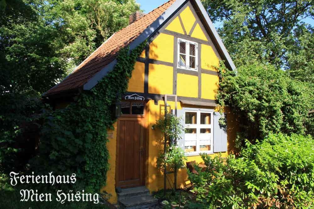 Ferienhaus Mien Huesing Villa Stralsund Exterior photo